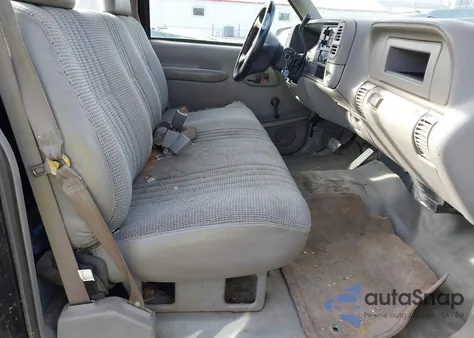 2000 Chevrolet C2500 z USA, uszkodzony, nr VIN 1GCGC24R4YR178236